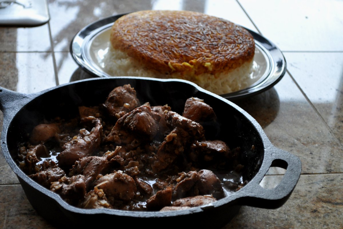 Menu photo · Fesenjan